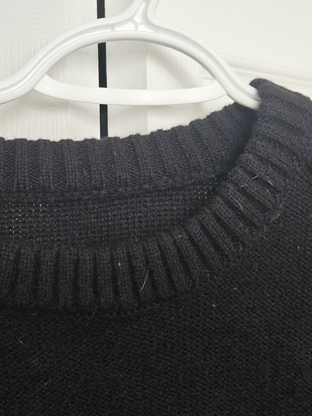 Men's Crewneck Knit Sweater - Black
